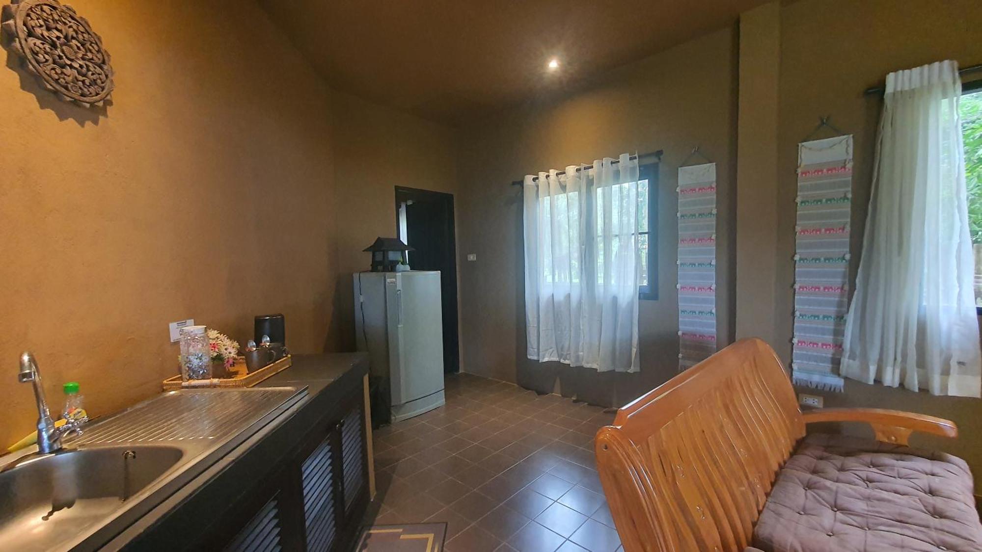 Melina Beach Front Bungalows Tha Lane Bay Exterior photo