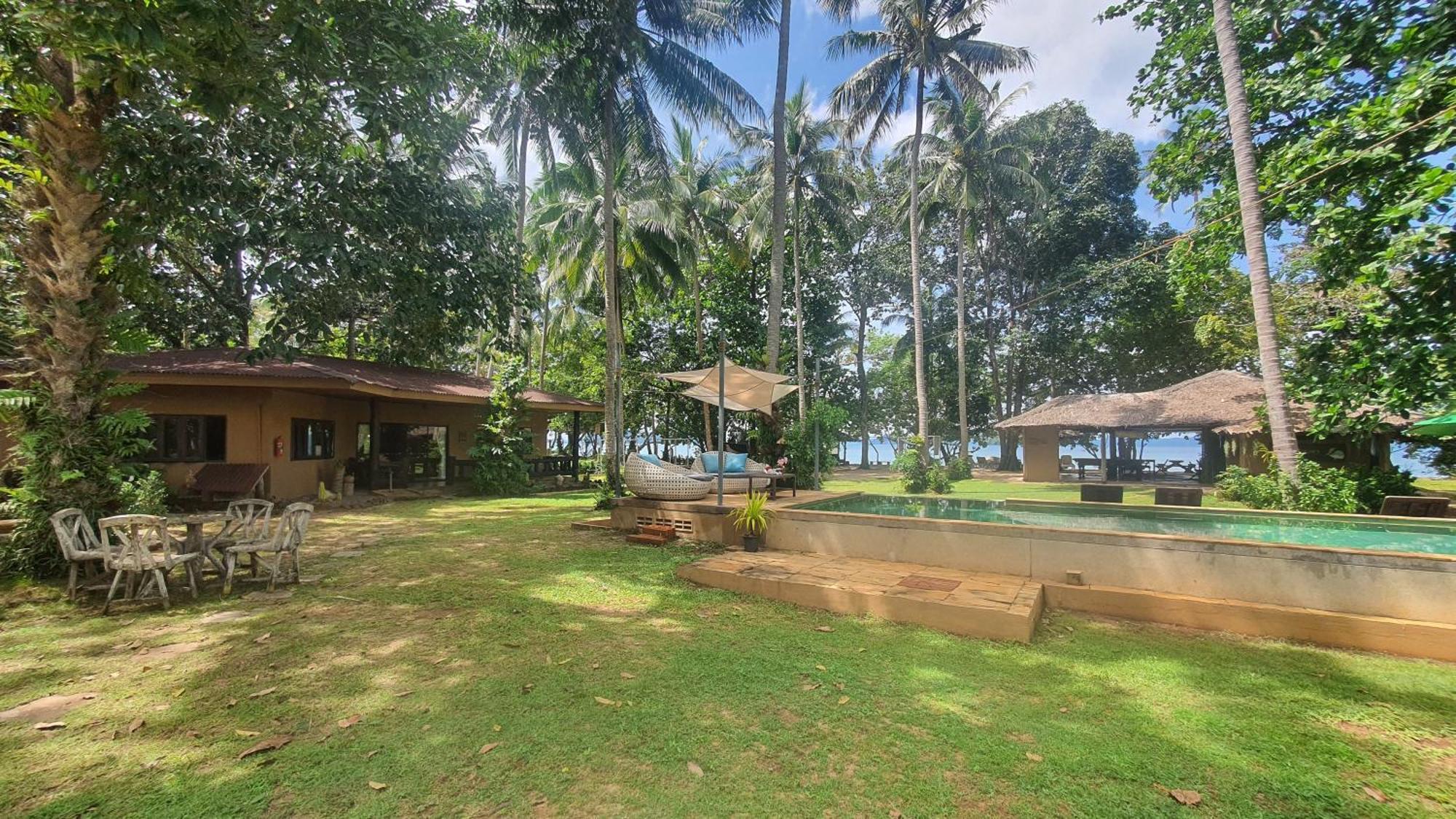 Melina Beach Front Bungalows Tha Lane Bay Exterior photo